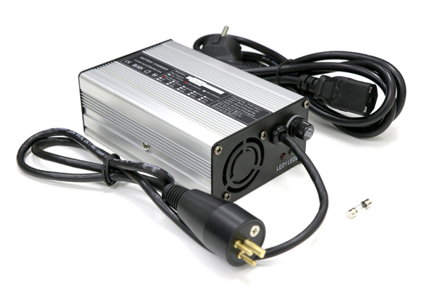 BBLA6 - Lead Acid Battery charger